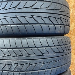 ア）TOYO革新的デザインタイヤブランド NITTO NT555 extreme ZR ニットーエヌティーゴーゴーゴエクストリームゼットアール 225/35ZR19 88Wの画像