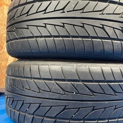 ア）TOYO革新的デザインタイヤブランド NITTO NT555 extreme ZR ニットーエヌティーゴーゴーゴエクストリームゼットアール 225/35ZR19 88Wの画像