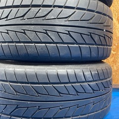 ア）TOYO革新的デザインタイヤブランド NITTO NT555 extreme ZR ニットーエヌティーゴーゴーゴエクストリームゼットアール 225/35ZR19 88Wの画像