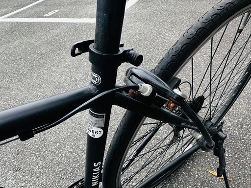 中古自転車 ほぼ美品 空気入れ付き 防犯登録済み