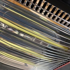 【ほぼ新品】電気ストーブ山善2023年製 の画像