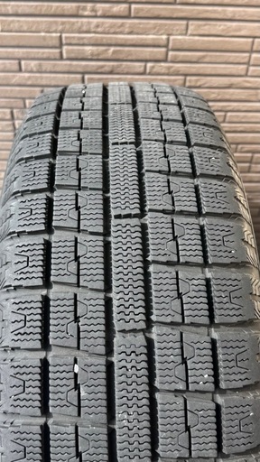 195/65R15スタッドレスタイヤ4本セット