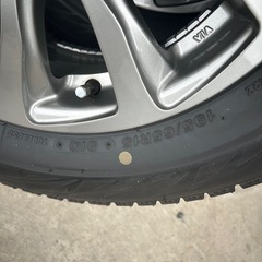 ---33---195/65R18 スタッドレスブリザック 2023年製　岐阜ノア ヴォクシーの画像