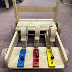 子供用品 ベビー用品  おもちゃ　おしぐるま　手押し車　つかまり立ちの画像