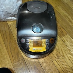 炊飯器の画像