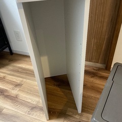 タオル収納棚の画像