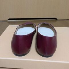 赤のペタンコパンプス サイズ23.5の画像