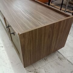 リユースのサカイ栃木店★ジモティ割あり★  TV台 ブラウン×木目 W117.5×D42×H39.5 クリーニング済み TC11277の画像
