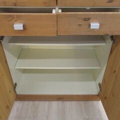 ジモティー割引🏷️【ジャングルジャングル 岸和田和泉インター店】食器棚 木製 和泉市 堺市 岸和田市 泉大津市 高石市 泉北郡熊取町の画像