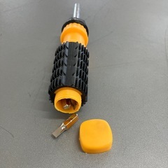 ドライバ万能➕➖6種が中に入ってますの画像