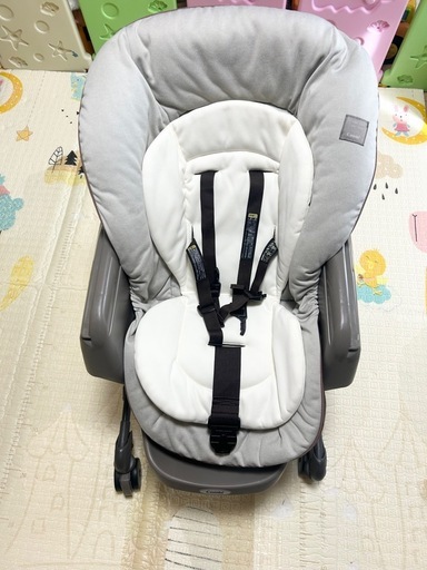 コンビ　ネムリラ　電動バウンサーコンビ ハイローチェア 電動 オートスウィング ネムリラAT ゆりかご ベビーチェア 幼児用