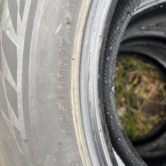 225/60R17 4本　スタッドレスの画像