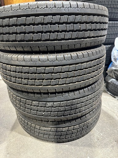 旭川 195/80/R14スタッドレス