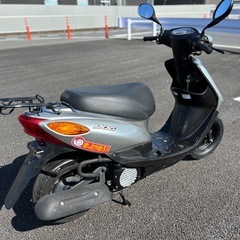 ⭐️ジョグ低燃費FIモデル❗️⭐️ドライブベルト・ウエイトローラー・プラグなどなど新品交換⭐️スピード60km/h確認^_^50cc原付スクーター⭐️の画像