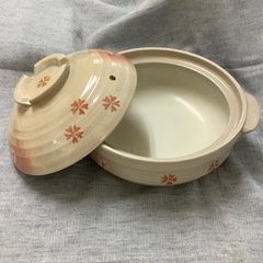 桜の花柄の土鍋の画像