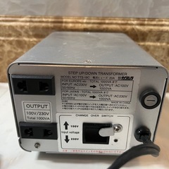カシムラ 海外国内用型変圧器 220-240V/1000VAの画像