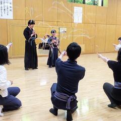 女性率7割の殺陣教室。全く初めての女性が楽しめる殺陣教室です。殺陣と剣術と江戸作法を学べます。の画像
