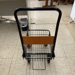 【ジモティー割引で最大15％OFF⭐️】キャスター付き バスケットの画像