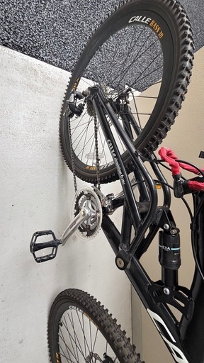 マウンテンバイク　CALLE BASS AIR Mountain Bike