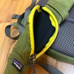 【レア美品】廃盤モデル Patagonia パタゴニア アトムスリング カーキの画像