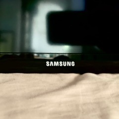 Samsung TVモニターの画像