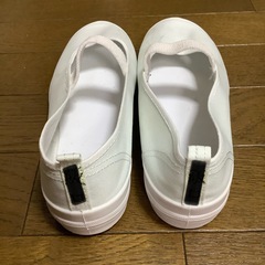 学校シューズの画像
