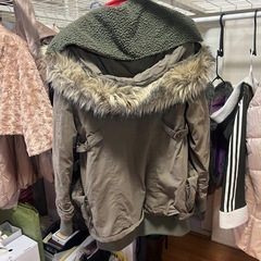 レディースアウターの画像