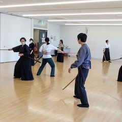 女性率7割の殺陣教室。全く初めての女性が楽しめる殺陣教室です。殺陣と剣術と江戸作法を学べます。の画像
