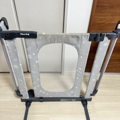日本育児　ベビーゲート　おくトビラ　S　おくだけとおせんぼ　の画像