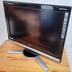 【B367】シャープ　アクオス　液晶カラーテレビ　26インチ　2007年製　動作確認OKの画像