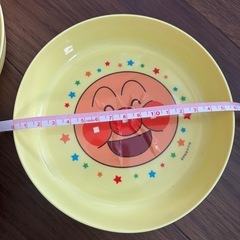 アンパンマンお皿の画像