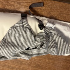 無印良品　ネッククッションの画像