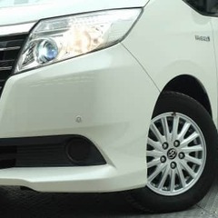 【自社ローン対応】トヨタ ノア　ハイブリッド 　Ｘ　スマートキー　LEDヘッドライト　片側電動スライドドアの画像