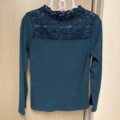 リブニットトップス　の画像