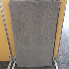 マットレス　約110cm×65cm　クッションの画像