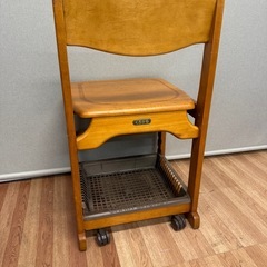 学習机　椅子　クロガネ 収納スペース付きの画像