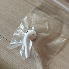 純正AirPods 右新品未使用
の画像