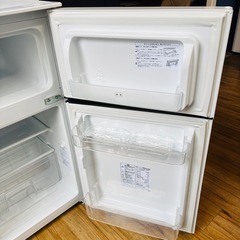 直接引き取り大歓迎⭐︎大阪府下又は近郊は配送設置込み🉑 Hisense 93L 冷凍冷蔵庫 HR-B95A 2018年製/YMJ104-42の画像
