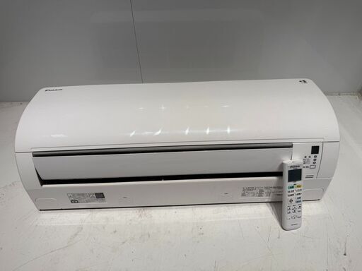 243　DAIKIN　2023年製エアコン　8～10畳用　整備済み