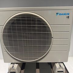 243　DAIKIN　2023年製エアコン　8～10畳用　整備済みの画像