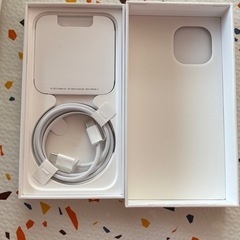 iPhone15ピンク空箱 新品アダプタ
の画像