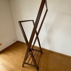 折りたたみ　木製ハンガーラックの画像