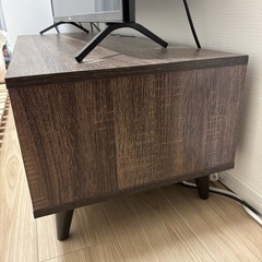 テレビ台の画像