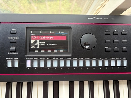 ROLAND ( ローランド ) JUNO-D8