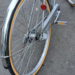 【リサイクルショップどりーむ天保山店】No.516　自転車　27インチ　シティサイクル　3段内装ギア　ＬＥＤオートライト付き　美品ですよ～🎵の画像