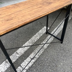 木目調 テーブルの画像