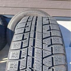 (タイヤのみ)スタッドレスタイヤ　ヨコハマ　アイスガード　215/65R16の画像