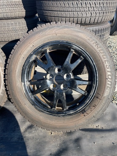 185/65R15アルミホイールスタッドレスタイヤプリウス