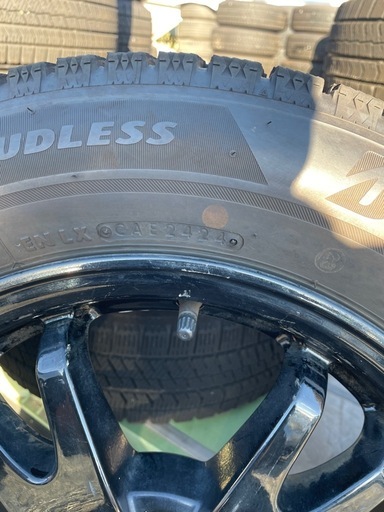 185/65R15アルミホイールスタッドレスタイヤプリウス
