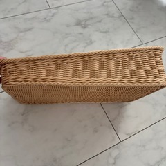 籐のカゴの画像